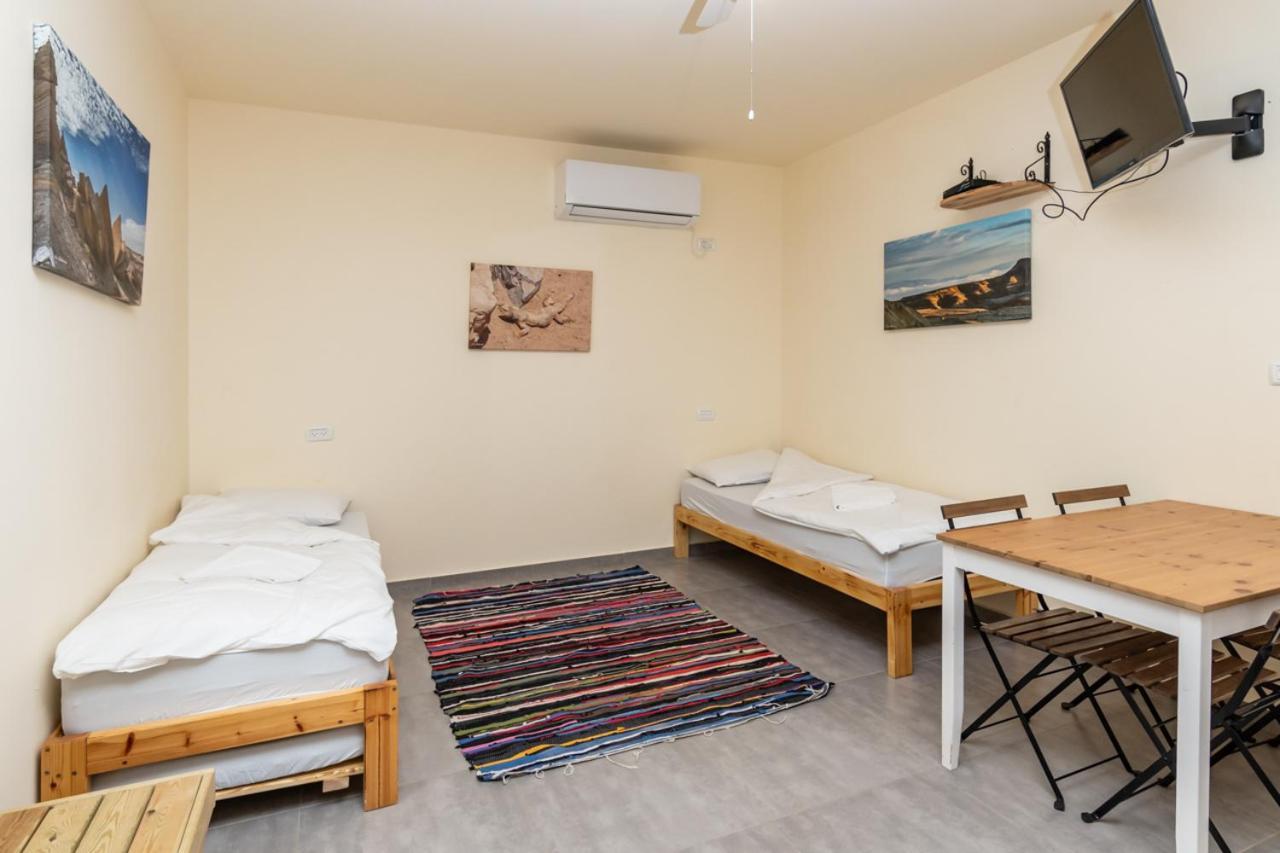 Desert Routes Inn Shvilim Ba Midbar Hazeva 외부 사진