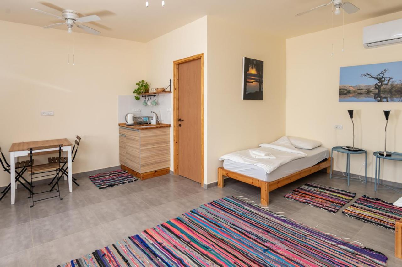 Desert Routes Inn Shvilim Ba Midbar Hazeva 외부 사진